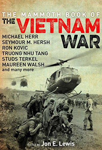 Imagen de archivo de The Mammoth Book of the Vietnam War a la venta por Jenson Books Inc