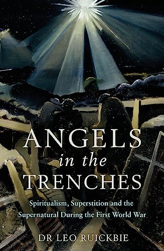 Imagen de archivo de Angels in the Trenches a la venta por Blackwell's