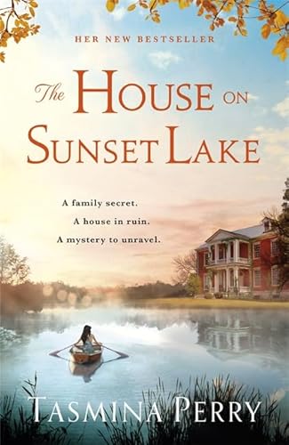 Beispielbild fr The House on Sunset Lake: A breathtaking novel of secrets, mystery and love zum Verkauf von WorldofBooks