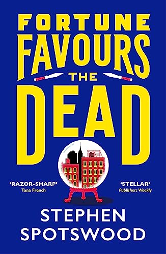 Beispielbild fr Fortune Favours the Dead: A dazzling murder mystery set in 1940s New York zum Verkauf von WorldofBooks