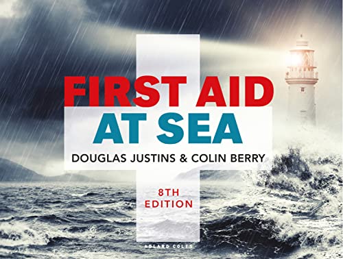 Imagen de archivo de First Aid at Sea a la venta por Blackwell's