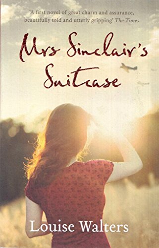 Imagen de archivo de Mrs Sinclairs Suitcase a la venta por ThriftBooks-Atlanta