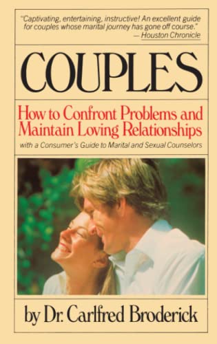 Imagen de archivo de Couples a la venta por GF Books, Inc.