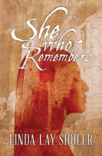 9781477807491: She Who Remembers