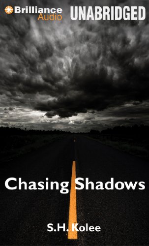 Beispielbild fr Chasing Shadows zum Verkauf von Buchpark