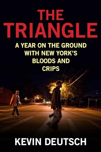 Imagen de archivo de The Triangle : A Year on the Ground with New York's Bloods and Crips a la venta por Better World Books