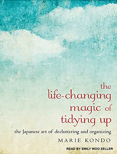 Beispielbild fr The Life-Changing Magic of Tidying Up: The Japanese Art of Decluttering and Organizing zum Verkauf von HPB-Ruby