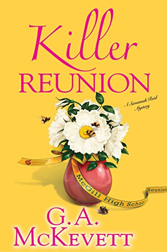 Stock image for Killer Reunion (Savannah Reid Mysteries) for sale by More Than Words