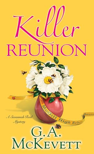 9781496700803: Killer Reunion (A Savannah Reid Mystery)