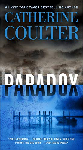 Beispielbild fr Paradox (22) (An FBI Thriller) zum Verkauf von Gulf Coast Books