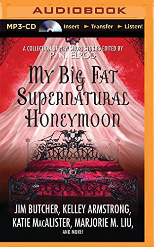 Beispielbild fr My Big Fat Supernatural Honeymoon zum Verkauf von Revaluation Books