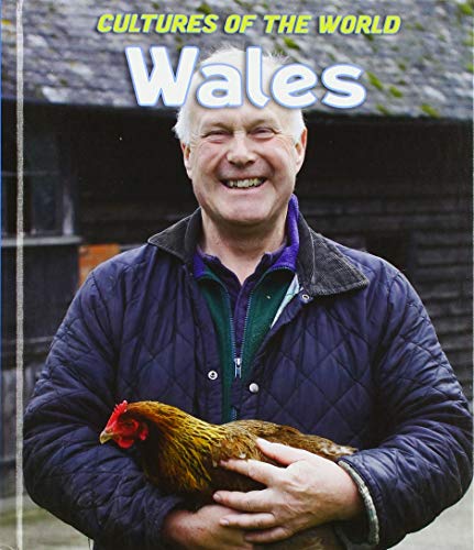 9781502655837: Wales (Cultures of the World)
