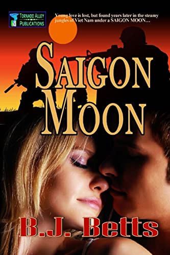 Imagen de archivo de Saigon Moon a la venta por ThriftBooks-Atlanta