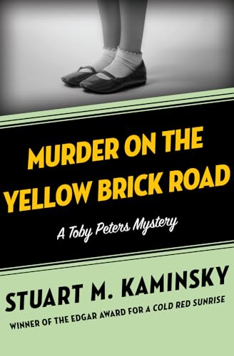 Beispielbild fr Murder on the Yellow Brick Road (The Toby Peters Mysteries) zum Verkauf von HPB-Diamond