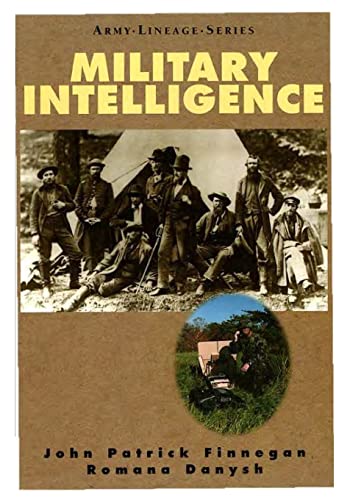 9781507680322: Military Intelligence (Army Lineage Series)