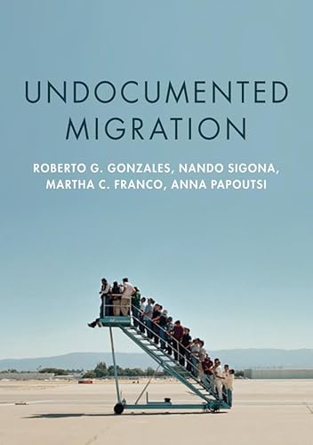 Beispielbild fr Undocumented Migration zum Verkauf von Blackwell's