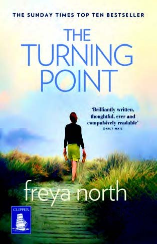 9781510014688: The Turning Point (Large Print Edition)