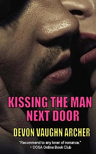 Beispielbild fr Kissing the Man Next Door (Kimani Romance) zum Verkauf von Hawking Books