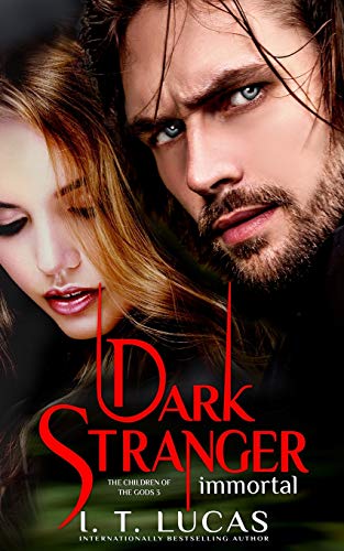 9781514738542: Dark Stranger Immortal (The Children Of The Gods Paranormal Romance)