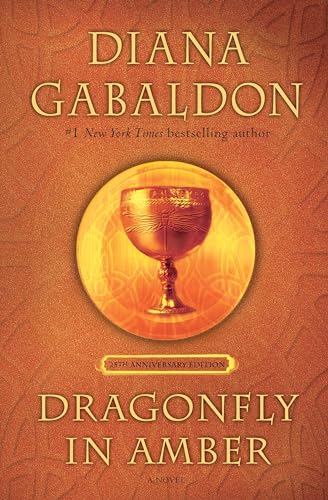 Imagen de archivo de Dragonfly in Amber (25th Anniversary Edition): A Novel (Outlander Anniversary Edition) a la venta por Dream Books Co.