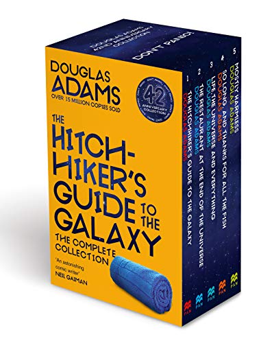 Imagen de archivo de The Complete Hitchhikers Guide to the Galaxy Boxset: Guide to the Galaxy / The Restaurant at the End of the Universe / Life, the Universe and . and Thanks for all the Fish / Mostly Harmless a la venta por Seattle Goodwill