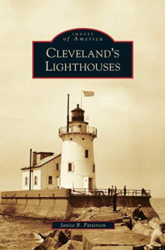 9781531639198: Cleveland's Lighthouses