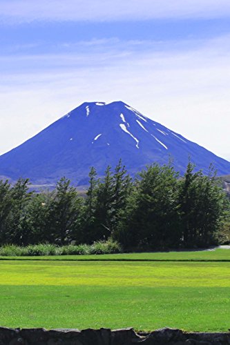 Beispielbild fr Mount Ngauruhoe New Zealand Journal: 150 page lined notebook/diary zum Verkauf von Buchpark