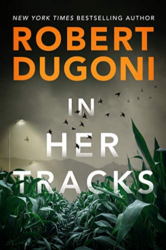 9781542008372: In Her Tracks