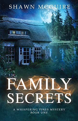 Imagen de archivo de Family Secrets: A Whispering Pines Mystery a la venta por SecondSale