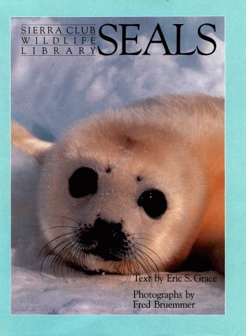 Imagen de archivo de Seals (Natural History) a la venta por ThriftBooks-Atlanta