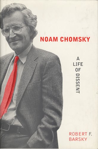 9781550222821: Noam Chomsky: A Life of Dissent