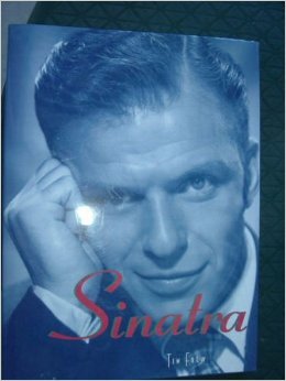 Imagen de archivo de Sinatra a la venta por Wonder Book