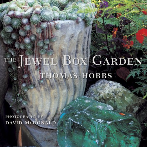 Beispielbild fr The Jewel Box Garden zum Verkauf von Zoom Books Company