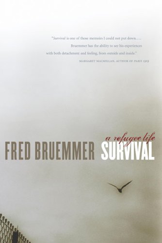 Beispielbild fr Survival : A Refugee's Life zum Verkauf von Better World Books