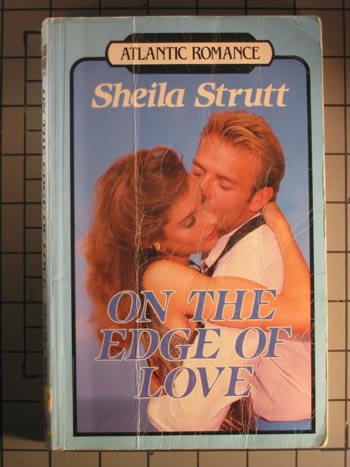 Imagen de archivo de On the Edge of Love (Atlantic Large Print Series) a la venta por HPB-Ruby