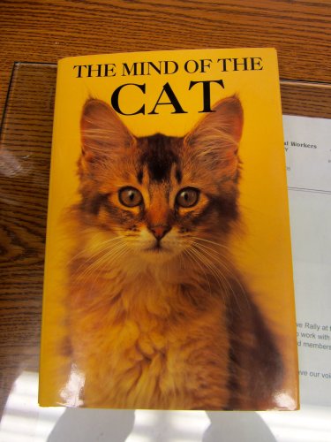 Imagen de archivo de Mind of the Cat a la venta por Better World Books