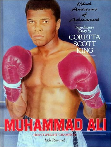 Beispielbild fr Muhammad Ali : Heavyweight Champion zum Verkauf von Better World Books