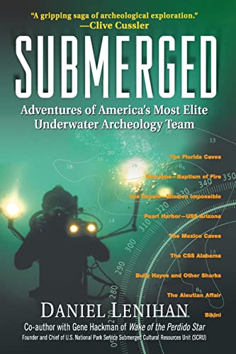 Beispielbild fr Submerged : Adventures of America's Most Elite Underwater Archeology Team zum Verkauf von Better World Books