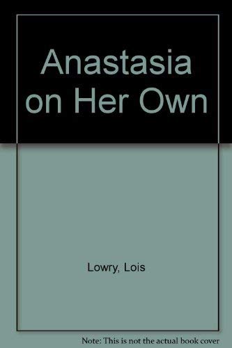 Imagen de archivo de Anastasia on Her Own a la venta por Better World Books