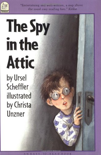 9781558589919: Spy in the Attic, The (An Easy - To - Read Paperback)