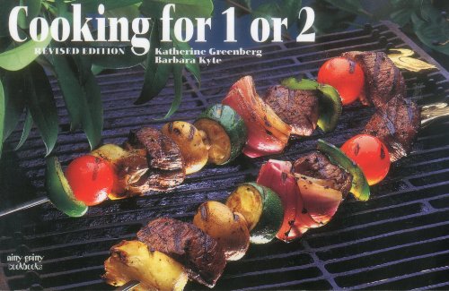 Beispielbild fr Cooking for 1 or 2 zum Verkauf von Better World Books