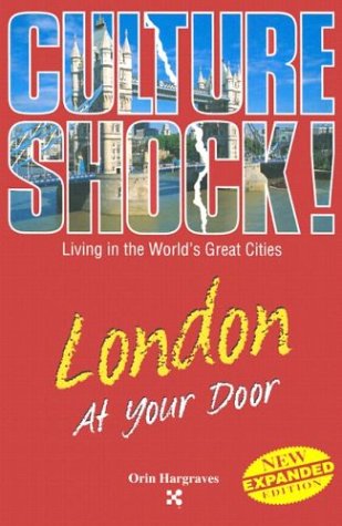 Imagen de archivo de London at Your Door (Culture Shock! At Your Door: A Survival Guide to Customs & Etiquette) a la venta por Wonder Book