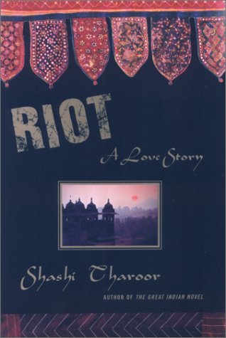 Imagen de archivo de Riot: A Love Story a la venta por SecondSale