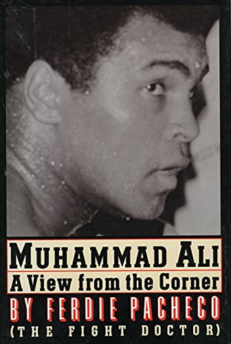 Imagen de archivo de Muhammad Ali : A View from the Corner a la venta por Better World Books