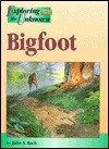 9781560061601: Bigfoot (Exploring the Unknown)