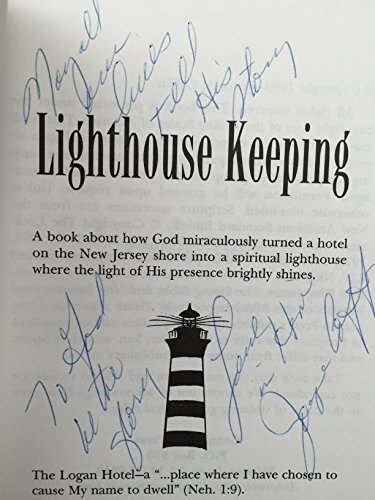 Imagen de archivo de Lighthouse Keeping a la venta por Wonder Book