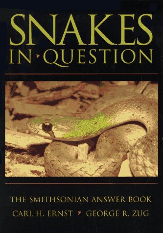 Imagen de archivo de Snakes in Question : The Smithsonian Answer Book a la venta por Better World Books