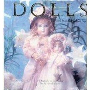 Beispielbild fr Dolls: Portraits from the Golden Age zum Verkauf von ThriftBooks-Atlanta