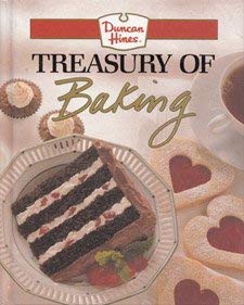 Imagen de archivo de Duncan Hines Treasury of Baking a la venta por Better World Books