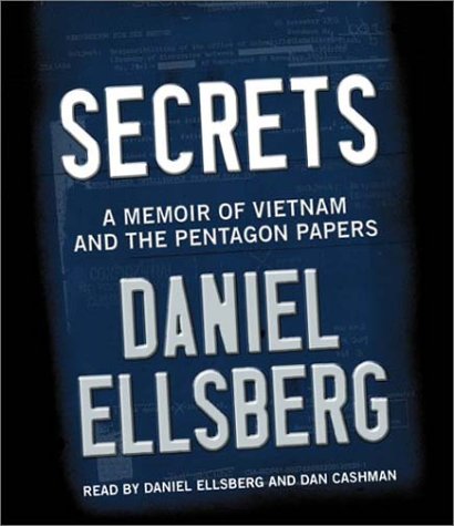 Beispielbild fr Secrets: A Memoir of Vietnam and the Pentagon Papers zum Verkauf von Ergodebooks
